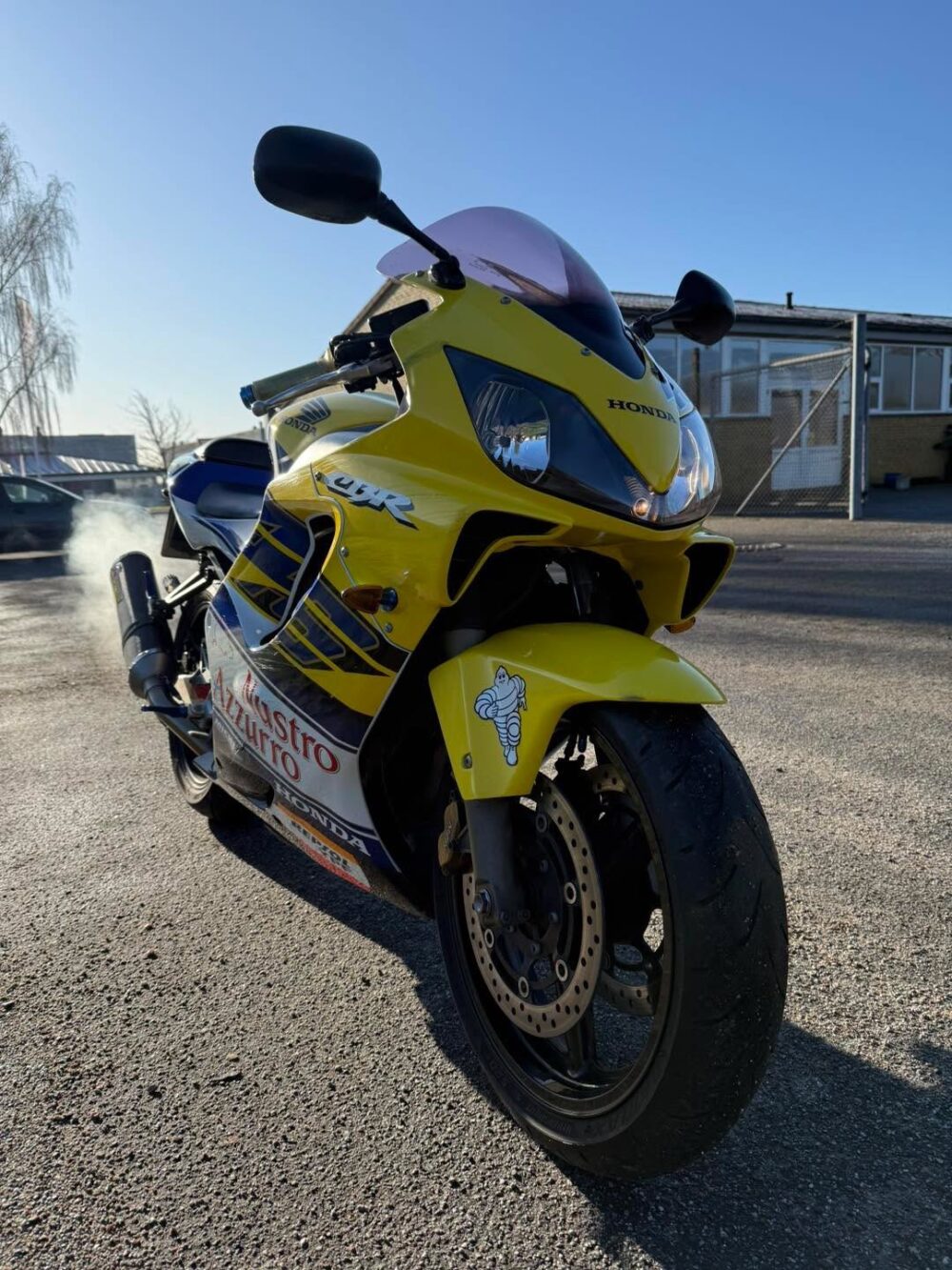 HONDA CBR600FS - Image 2