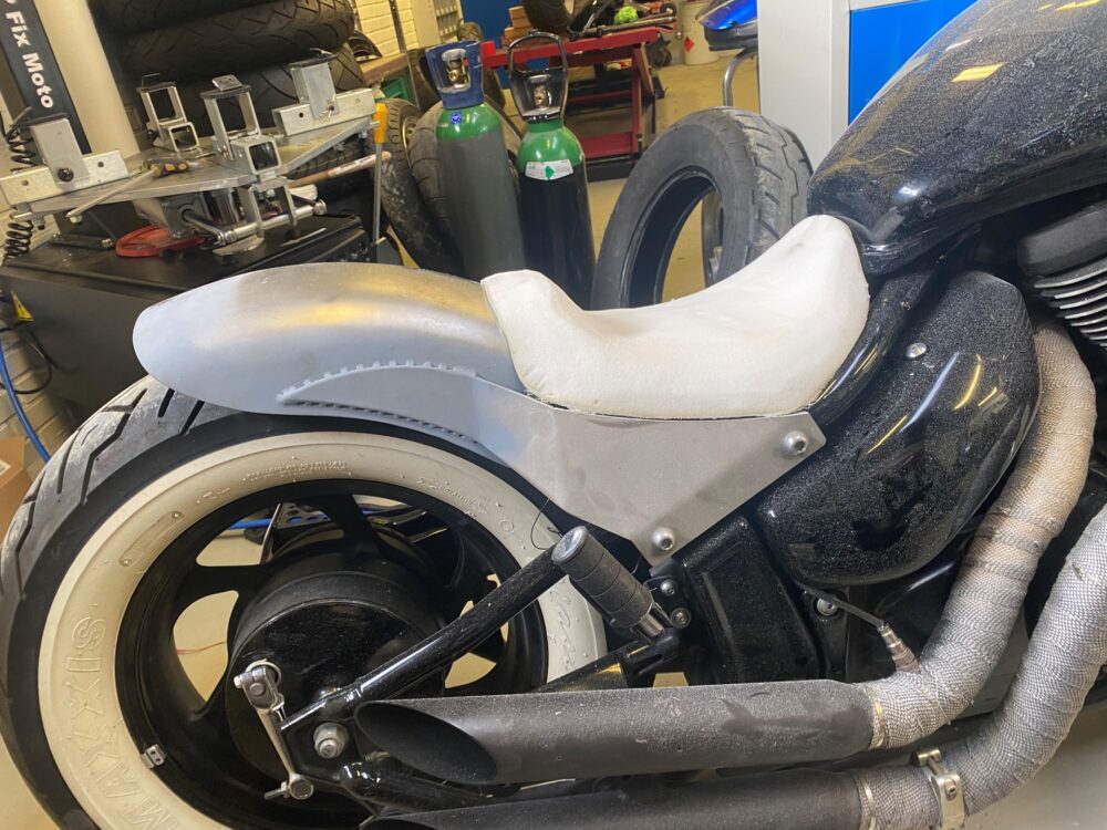 Custom bagskærm M800 Intruder - Image 6