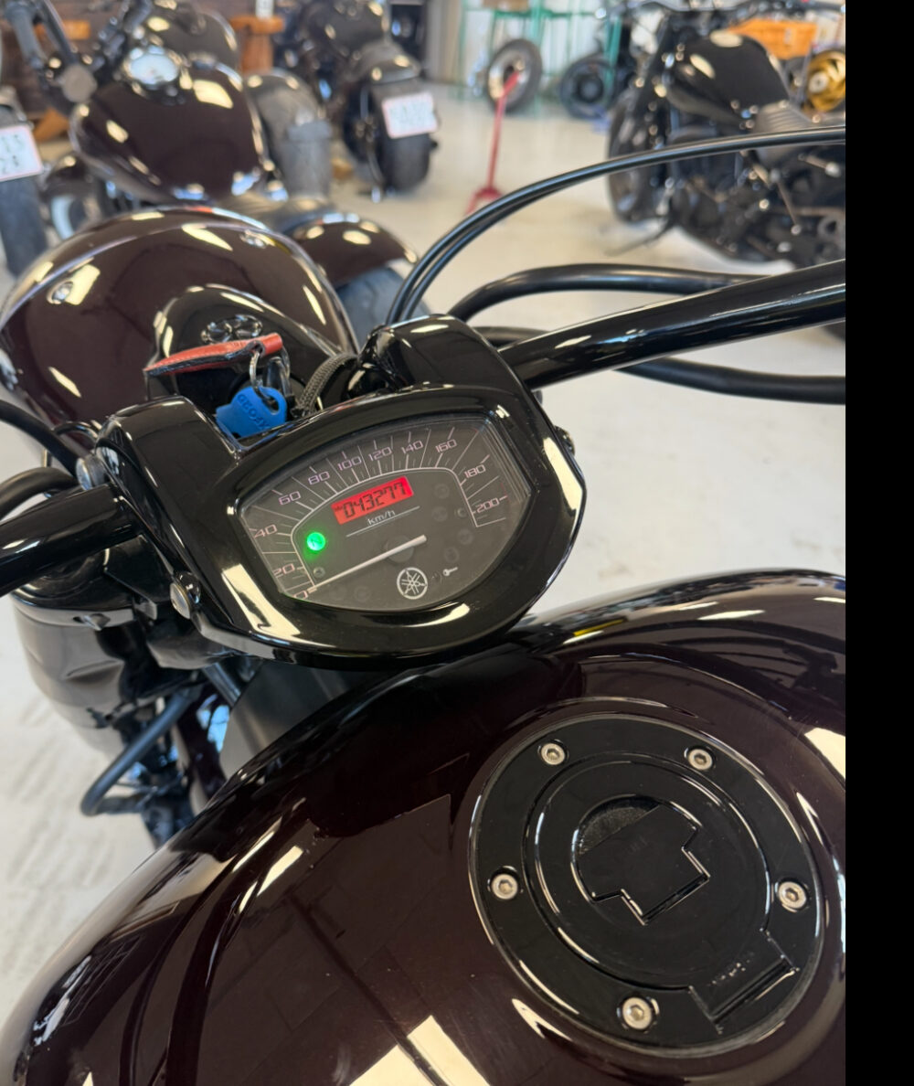Custom Yamaha XVS1300 Midnight Star - Image 2