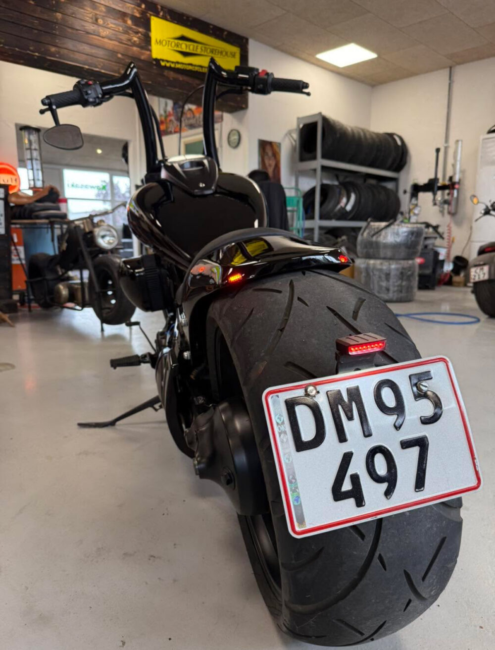 VZR1800 custom - Image 8